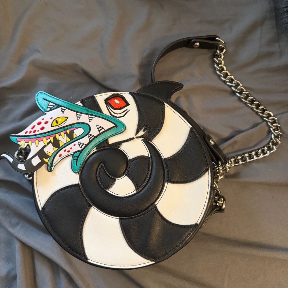 Vixen Micheline Pitt Beetlejuice Sandworm bag